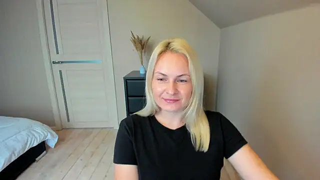 Alicee Gracee online show from 20, 10, 2025