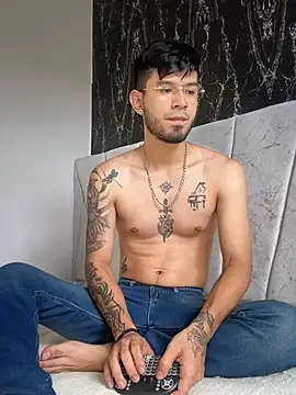 Anthony-Martin online show from 4, 3, 2025