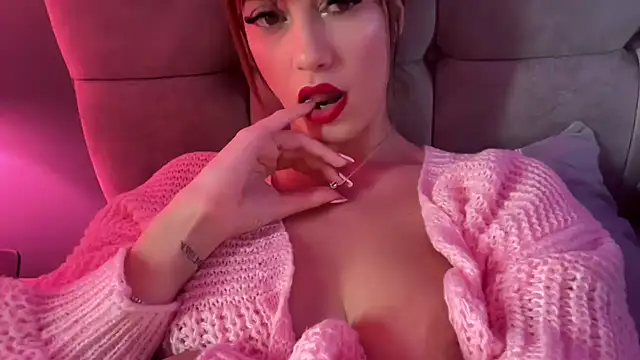 LustfulLuna  online show from 4, 12, 2024