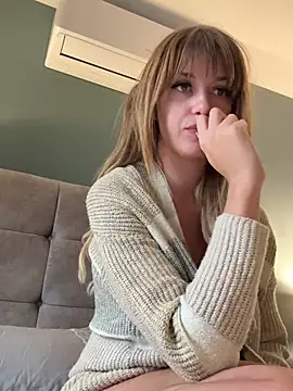 LustfulLuna  online show from 9, 12, 2024