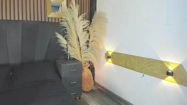 NaxaAndLexi  online show from 12, 4, 2026