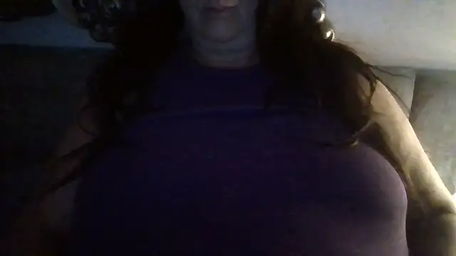 Snapshot of Tillieuk chatting on 2, 6, 2026 Tillieuk online show from 2, 6, 2026
