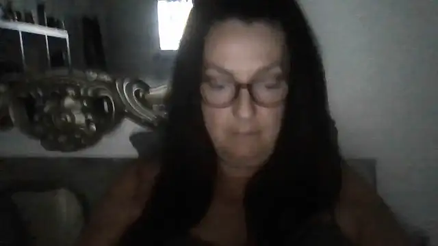 Snapshot of Tillieuk chatting on 11, 7, 2026 Tillieuk online show from 11, 7, 2026