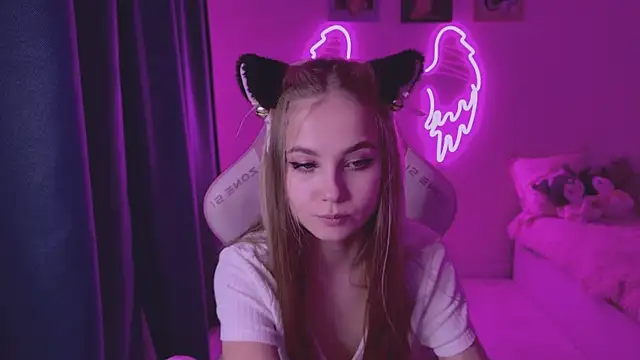 Snapshot of tikkisa chatting on 14, 12, 2024 tikkisa online show from 14, 12, 2024