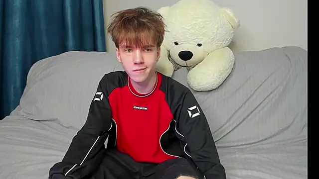 Snapshot of braxiboy chatting on 22, 12, 2024 braxiboy online show from 22, 12, 2024