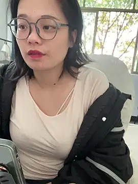 Snapshot of Bella0815 chatting on 29, 12, 2024 Bella0815 online show from 29, 12, 2024