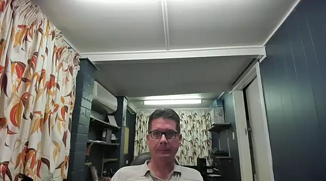 Snapshot of tilobinder chatting on 22, 12, 2024 tilobinder online show from 22, 12, 2024