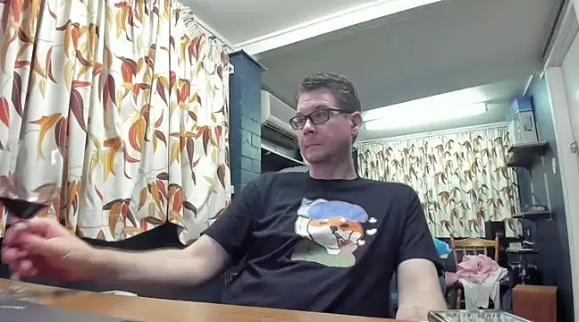 Snapshot of tilobinder chatting on 26, 1, 2025 tilobinder online show from 26, 1, 2025