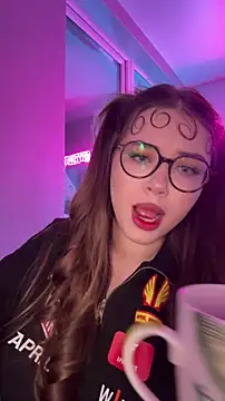 Snapshot of CutiePie3 chatting on 16, 2, 2026 CutiePie3 online show from 16, 2, 2026