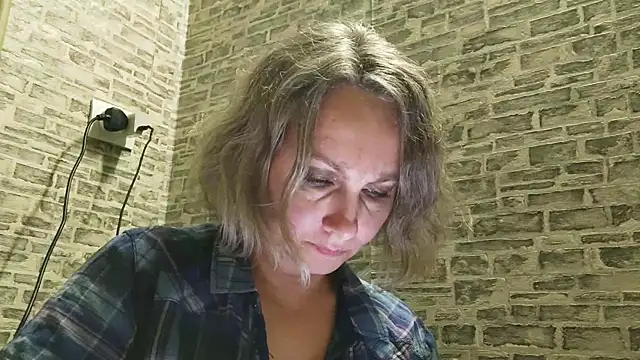 Snapshot of EdithManning chatting on 18, 1, 2025 EdithManning online show from 18, 1, 2025