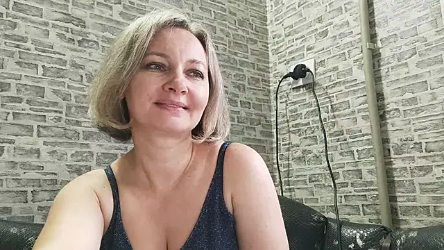 Snapshot of EdithManning chatting on 28, 1, 2025 EdithManning online show from 28, 1, 2025