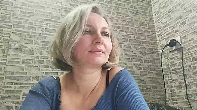 Snapshot of EdithManning chatting on 7, 2, 2025 EdithManning online show from 7, 2, 2025