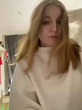 Snapshot of princessaalicc chatting on 4, 2, 2025 princessaalicc online show from 4, 2, 2025