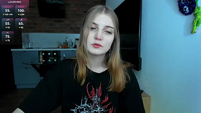 Snapshot of princessaalicc chatting on 27, 2, 2025 princessaalicc online show from 27, 2, 2025