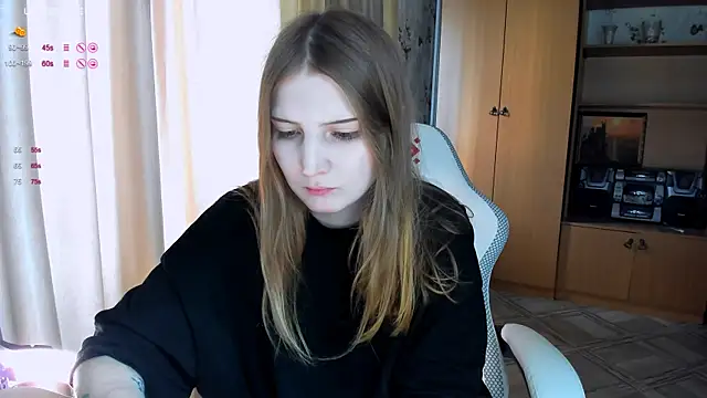 Snapshot of princessaalicc chatting on 22, 10, 2025 princessaalicc online show from 22, 10, 2025