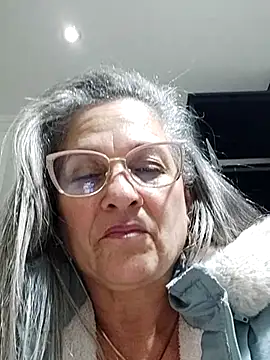 miisevvie  online show from 27, 2, 2025