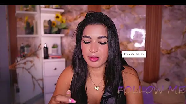 zoey-fox online show from 15, 3, 2026