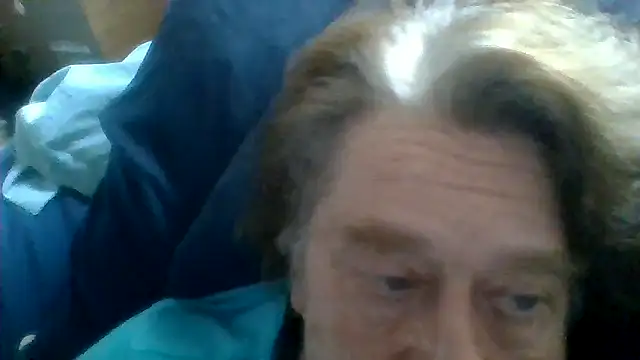 Snapshot of frankie7inch chatting on 5, 7, 2026 frankie7inch online show from 5, 7, 2026