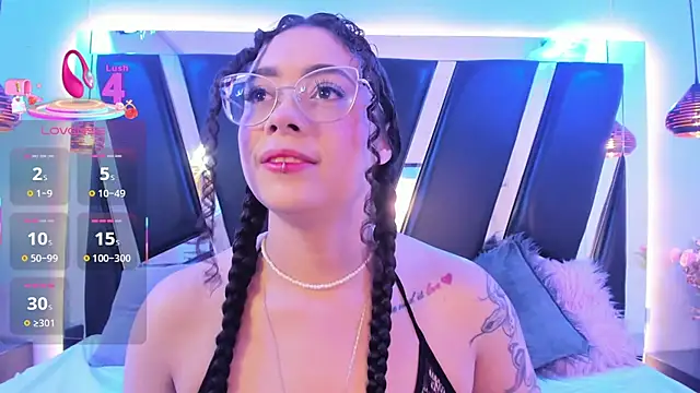 antonelllepiercee online show from 8, 10, 2025