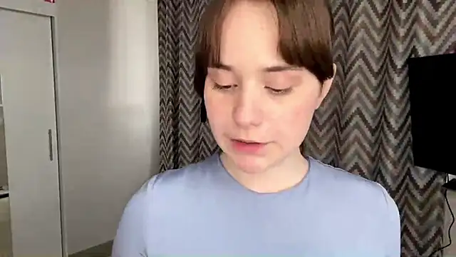 Snapshot of EditaBumford chatting on 4, 6, 2026 EditaBumford online show from 4, 6, 2026