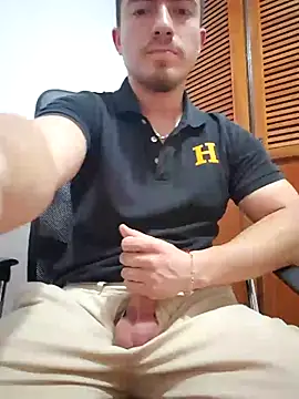 Snapshot of dragon1006 chatting on 7, 7, 2026 dragon1006 online show from 7, 7, 2026