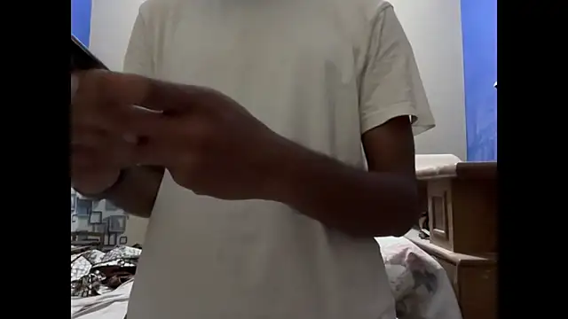 Snapshot of meatycronn chatting on 4, 10, 2025 meatycronn online show from 4, 10, 2025
