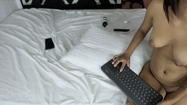 Fernanda brown18 online show from 21, 3, 2025