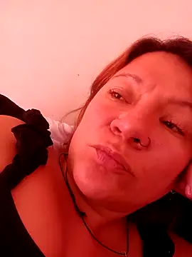 Snapshot of Skylar-Vox- chatting on 11, 2, 2025 Skylar-Vox- online show from 11, 2, 2025