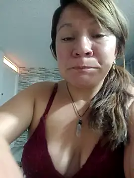 Snapshot of Skylar-Vox- chatting on 14, 2, 2025 Skylar-Vox- online show from 14, 2, 2025