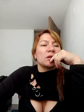 Snapshot of Skylar-Vox- chatting on 26, 2, 2025 Skylar-Vox- online show from 26, 2, 2025