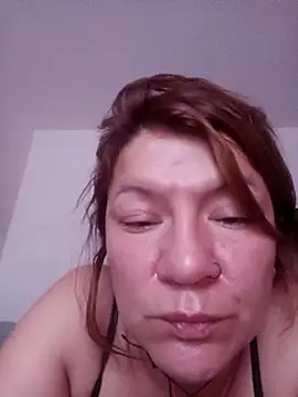 Snapshot of Skylar-Vox- chatting on 4, 3, 2025 Skylar-Vox- online show from 4, 3, 2025