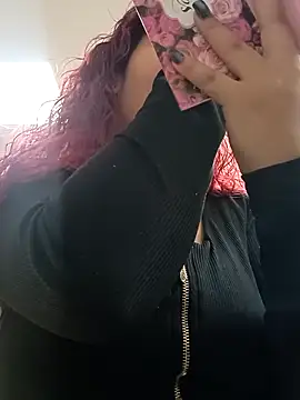 agatha 97  online show from 14, 2, 2025