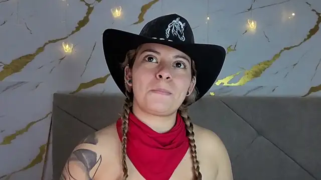 agatha 97  online show from 27, 9, 2025