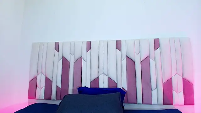 Snapshot of mia_stanfort chatting on 20, 9, 2025 mia stanfort online show from 20, 9, 2025