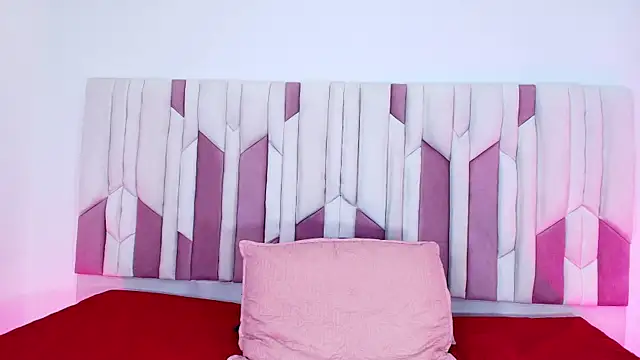 Snapshot of mia_stanfort chatting on 22, 9, 2025 mia stanfort online show from 22, 9, 2025