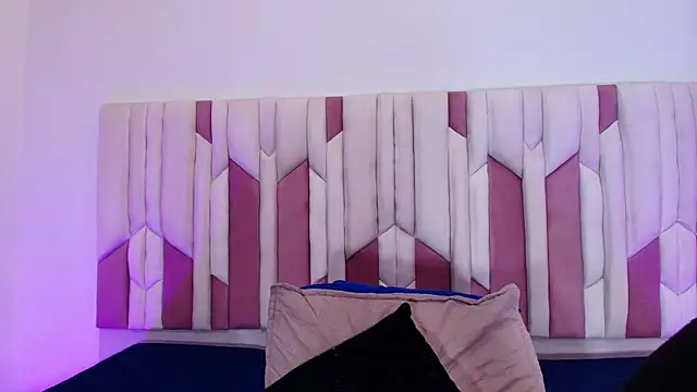 Snapshot of mia_stanfort chatting on 29, 10, 2025 mia stanfort online show from 29, 10, 2025