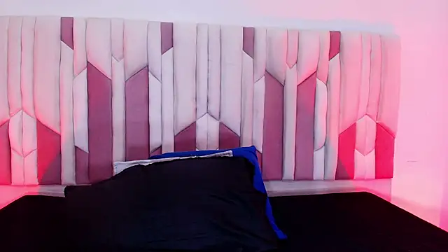 Snapshot of mia_stanfort chatting on 4, 11, 2025 mia stanfort online show from 4, 11, 2025