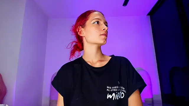 Snapshot of mia_stanfort chatting on 21, 11, 2025 mia stanfort online show from 21, 11, 2025