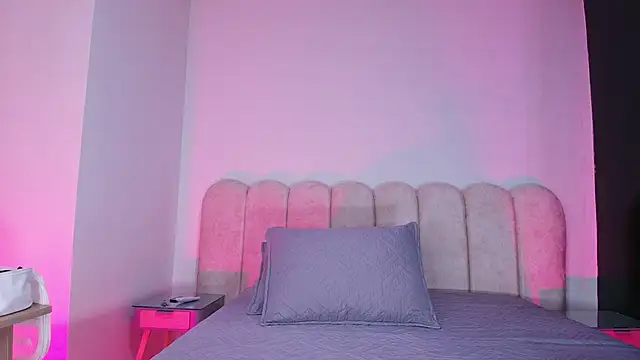 Snapshot of mia_stanfort chatting on 22, 11, 2025 mia stanfort online show from 22, 11, 2025