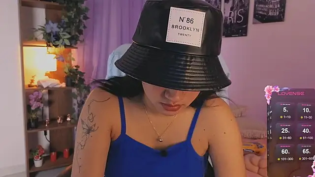 emilyrouxe online show from 9, 10, 2025