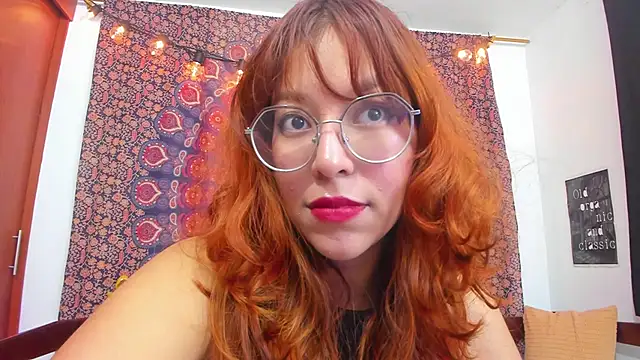  Moon Johnson online show from 22, 12, 2025