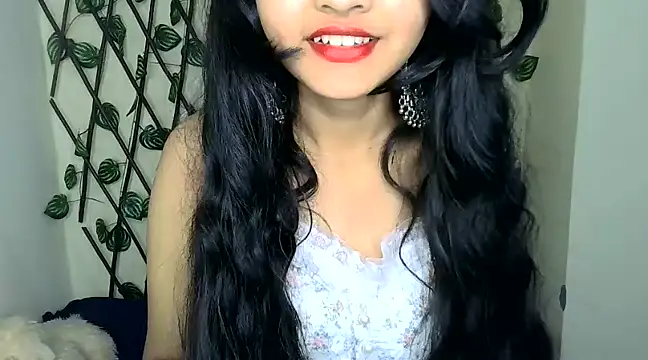 SUZY FROMUS online show from 23, 1, 2025