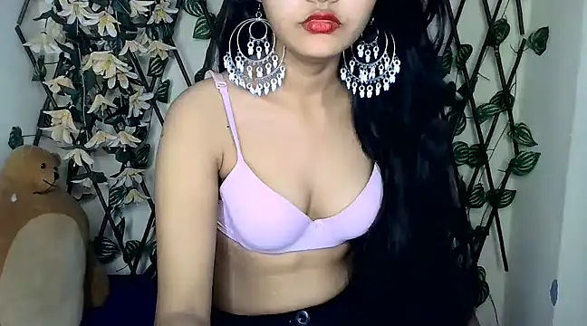 SUZY FROMUS online show from 14, 2, 2025