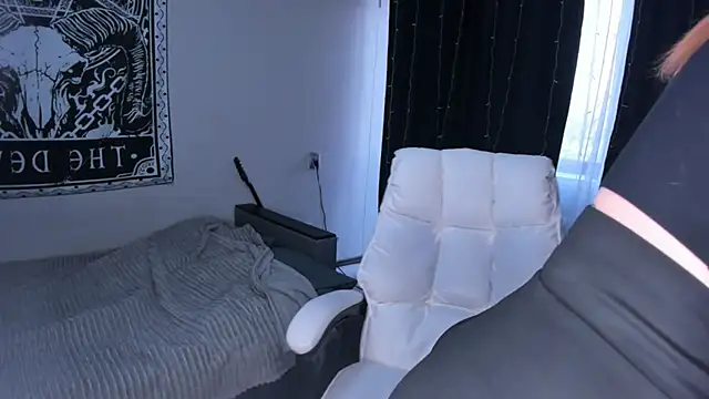 MelissaBryant online show from 10, 3, 2025