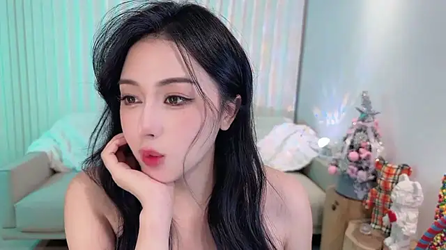 Snapshot of K-moumou chatting on 25, 12, 2024 K-moumou online show from 25, 12, 2024