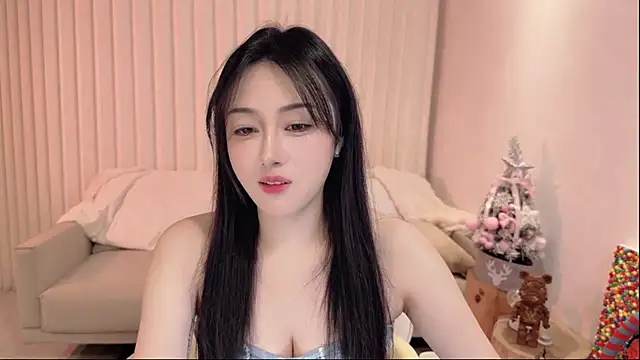 Snapshot of K-moumou chatting on 4, 3, 2025 K-moumou online show from 4, 3, 2025