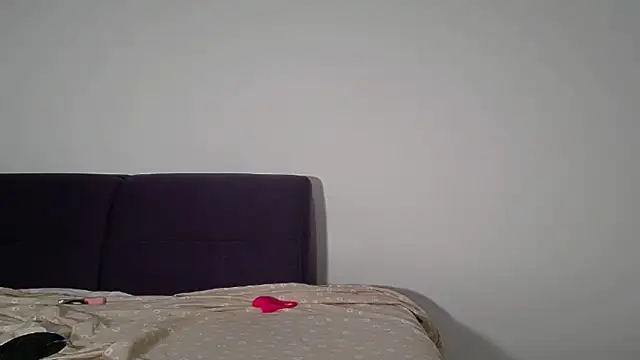 Julianna68 online show from 17, 9, 2025