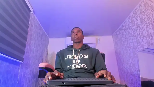 Snapshot of JD_THEBABY chatting on 10, 10, 2025 JD THEBABY online show from 10, 10, 2025