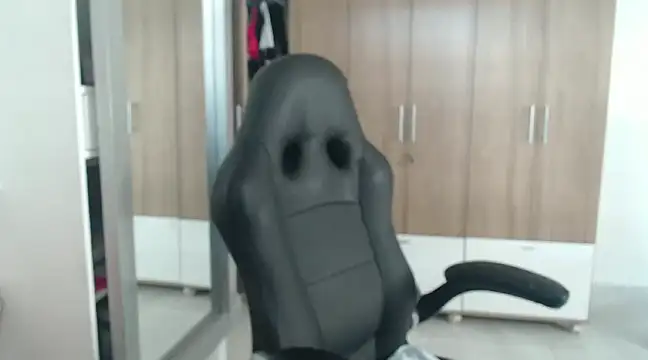 Snapshot of RoxanaLove9 chatting on 20, 2, 2025 RoxanaLove9 online show from 20, 2, 2025