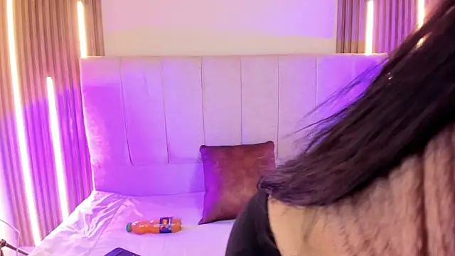 Snapshot of Annie9_ chatting on 24, 6, 2026 Annie9 online show from 24, 6, 2026